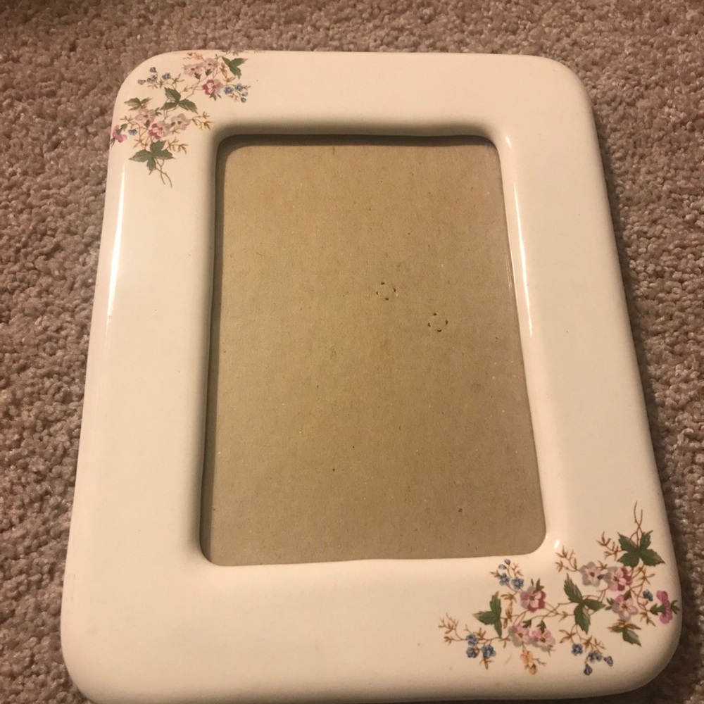 Vintage porcelain floral picture frame w/ flowers